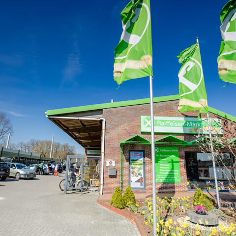 rwg-wesermarsch-standorte-jaderberg-draussen-raiffeisen-markt-02
