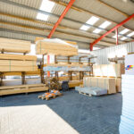 rwg-wesermarsch-baustoffhandel-innenausbau-lager-holzlatten-01