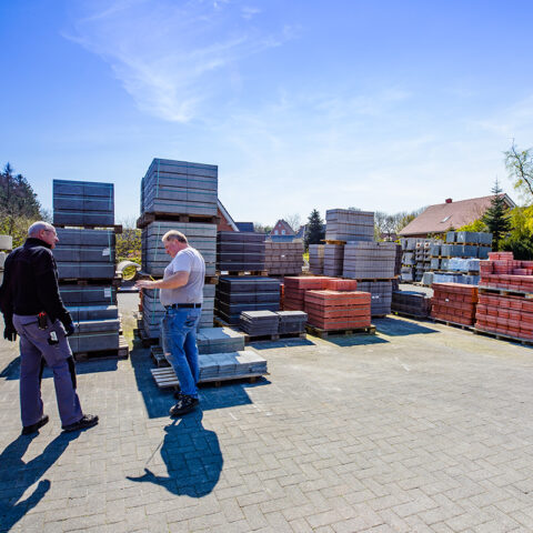 rwg-wesermarsch-baustoffhandel-tiefbau-mitarbeiter